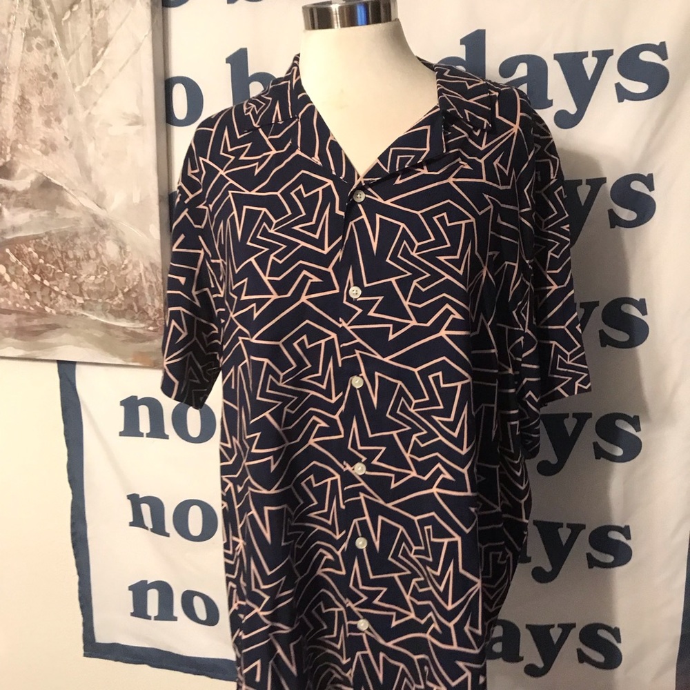 New Original Use Men's Med Printed Short Sleeve Button-Down Shirt - Bahama Shore